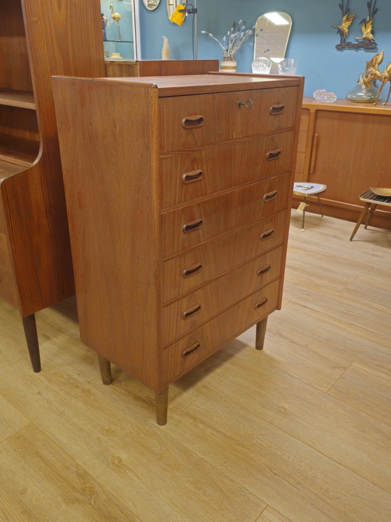 Image 1 of Cassettiera vintage danese a 6 cassetti, mobiletto con cassetti, mobiletto in teak, impiallacciatura in teak.