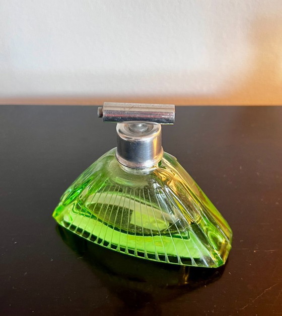 Image 1 of Ensemble de toilette Art Déco en verre à l'uranium de 4 pièces (vers 1930)
