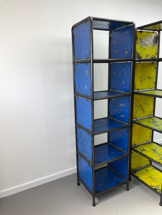 Image 1 of 2 armadietti industriali in metallo unici nel loro genere