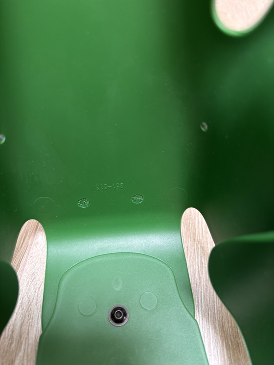 Vitra Eames Elephant Small - Emerald RE – Objetos decorativos, Plastic (photo 9 of 11)