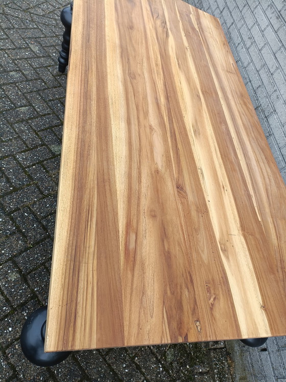 Image 1 of Beautiful dining table