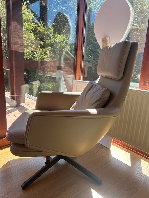 Grand Relax - Vitra – verstelbare relaxstoel, Leather (photo 2 of 6)