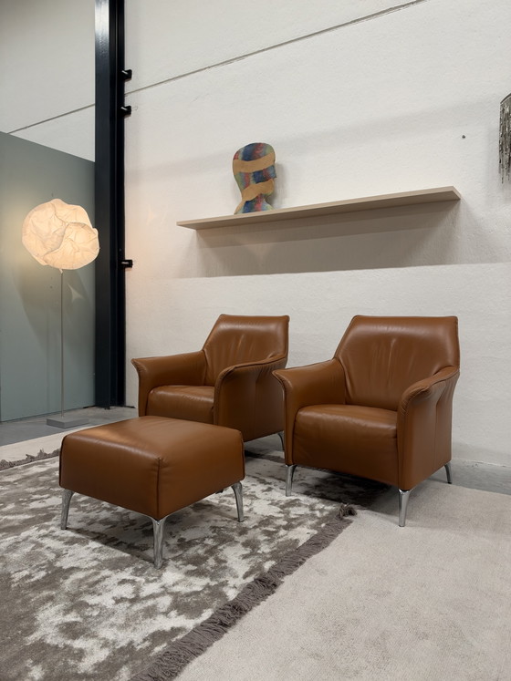 2 Poltrone Leolux Mayuro con pouf Pelle marrone, Arancione (foto 2 di 9)