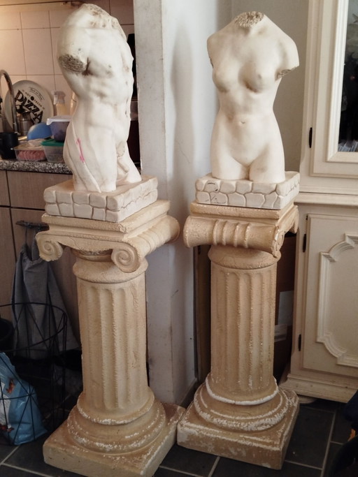 Set of 2 torsos with columns