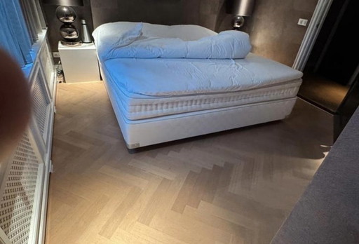 Hastens 2000T king size boxpsring 210x220 limited edition