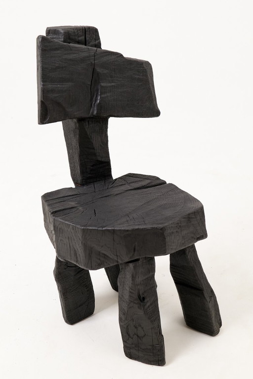 Brutalistischer Skulpturenstuhl, geschnitzt, Massivholz, Eiche, Schwarz, rustikal, Logniture