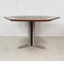 Table Knoll, design Warren Platner
