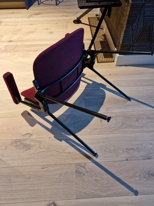 2x Anonima Castelli DSC 106 stoelen 