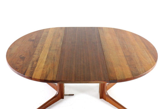 Image 1 of Round extendable teak dining table Danish