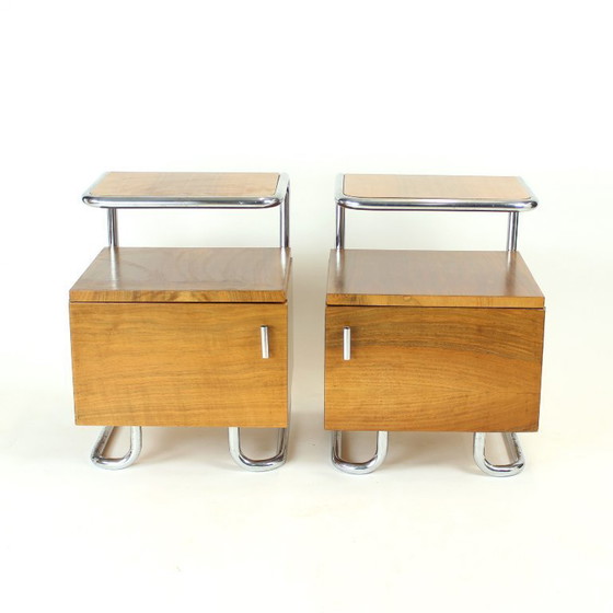 Image 1 of Ensemble de 2 tables de chevet en chrome et noyer, Vichr & Spol, Tchécoslovaquie, années 1950