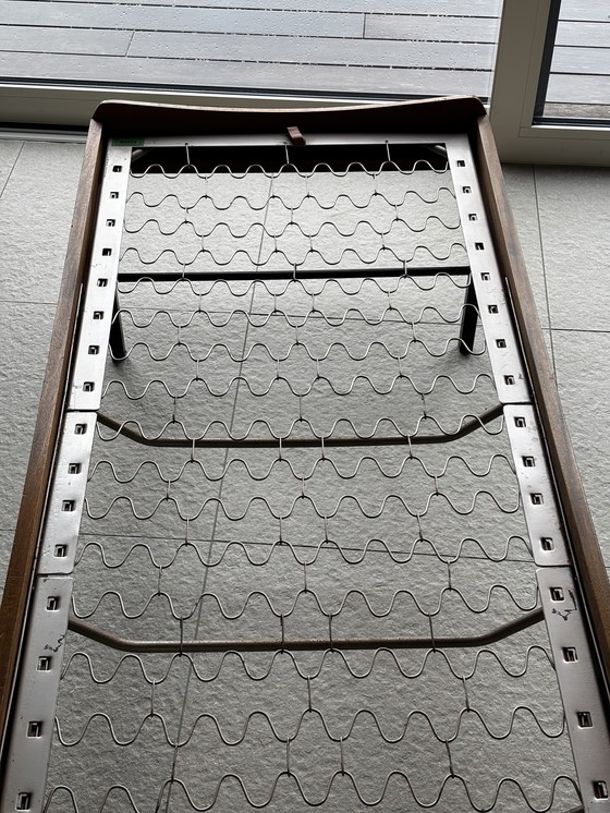 Image 1 of Divano letto vintage in legno – nuovo cuscino imbottito verde – design moderno anni '60