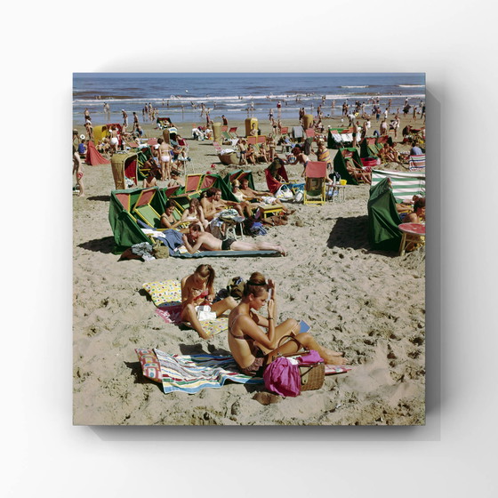 Image 1 of 1 tirage d'art : Scène de plage à Zandvoort, milieu du XXe siècle, 1962