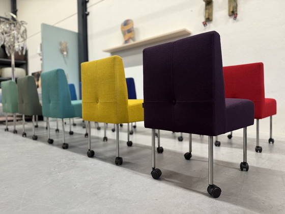 Image 1 of 10 Gelderland 7714 Button sedie su ruote Sedia di design in tessuto