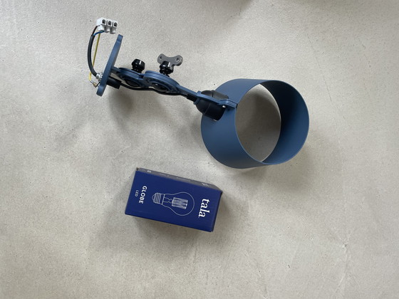 Image 1 of 2 x Tonone Bolt Sidefit wandlamp small in Thunder Blue