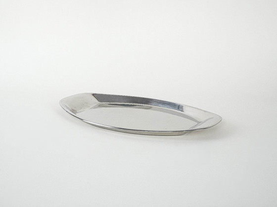 Image 1 of Ovales Metalltablett, italienisches Design, 1980er Jahre, hergestellt in Italien