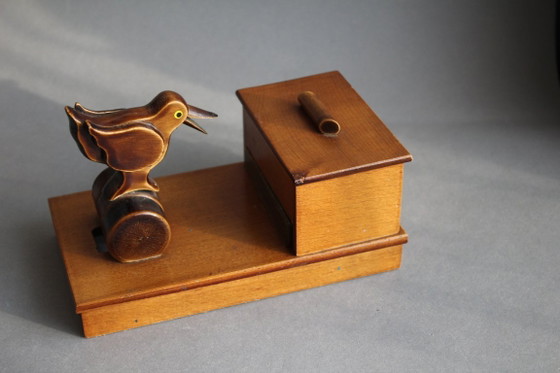 Distributeur de cigarettes vintage en bois en forme d'oiseau, datant des années 1950/60. – Objets déco, Wood (photo 8 of 8)