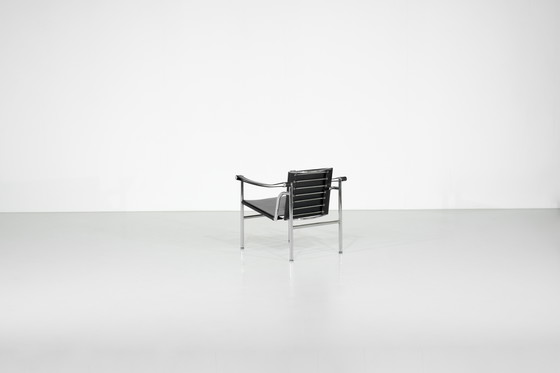 Image 1 of Lc1" fauteuil van Le Corbusier voor Cassina, Italië 1929S.