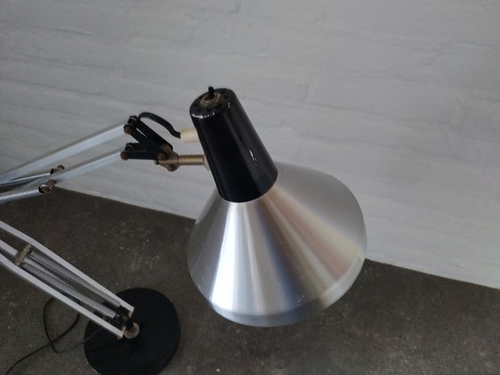 Architecten Bureaulamp T9, Hala Zeist - Vintage, Tafellampen, Metaal, Zilver (foto 7 van 8)