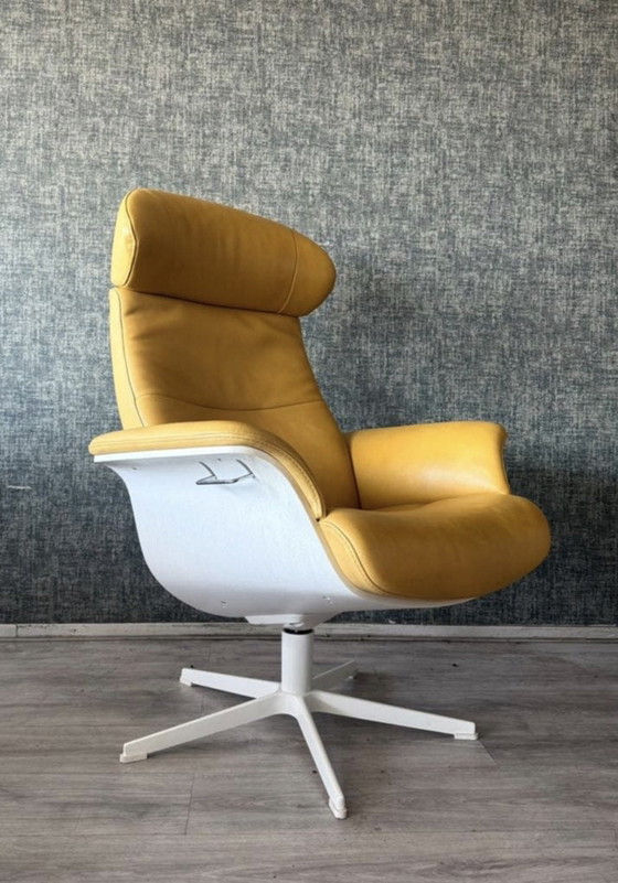 Image 1 of Conform Time Out Lounge-Sessel – Gelbes Leder