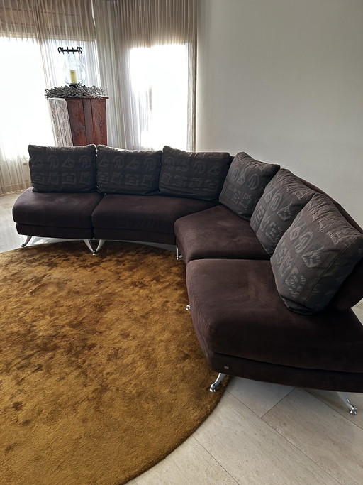 Eleganza senza tempo: Rolf Benz 222 in Alcantara