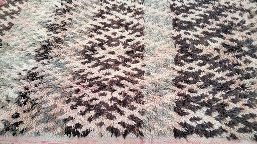 Hand-knotted Berber wool rug 275x150cm
