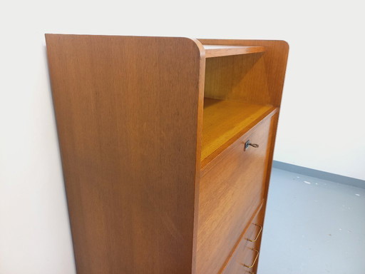 Vintage eikenhouten secretair bureau uit de jaren 50/60.