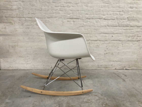 Image 1 of Sedia a dondolo Eames RAR