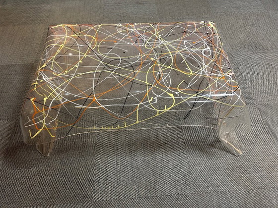 Image 1 of Taschentuchtisch mit Graffiti, 1980