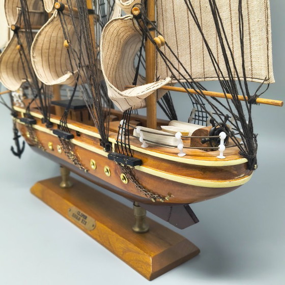 Image 1 of Verbluffend modelschip van de Clipper Siglo XIX uit de jaren 70. Handgemaakt. Gemaakt in Engeland.