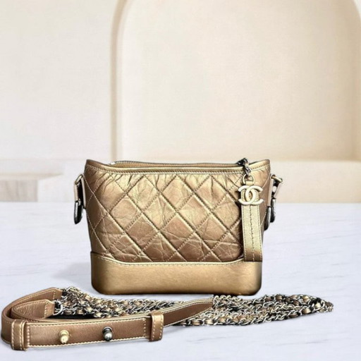 Chanel Gabrielle Small - Gewatteerd kalfsleer, bronsgoud, tweekleurige hardware, serie 23