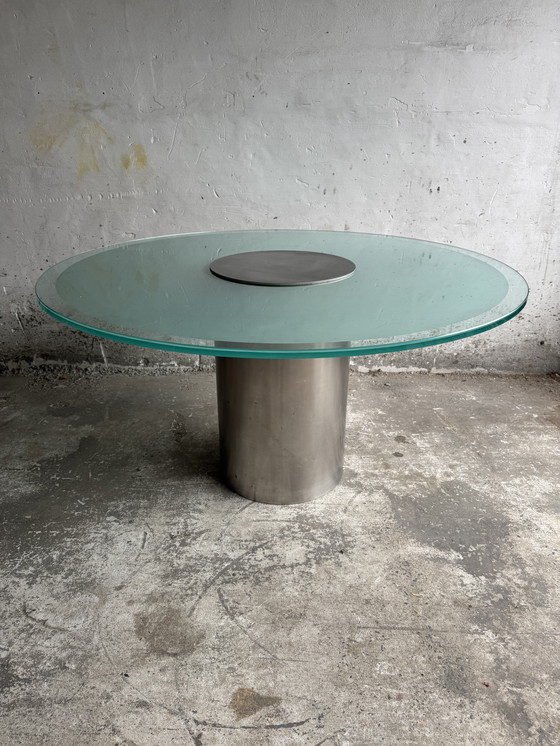 Image 1 of Table de salle à manger ronde en verre avec plateau central fixe - Industrial Modern, 1990