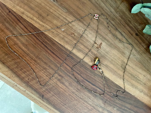 Goldene lange Halskette