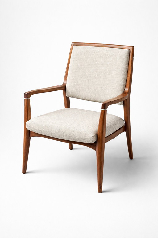 Poltrona di metà secolo rivestita