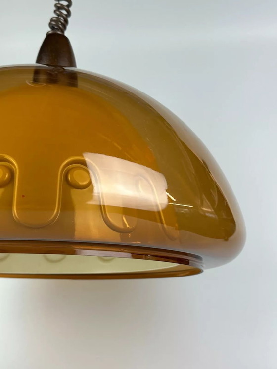 Image 1 of Lampada da soffitto anni '60 e '70, lampada a sospensione, acrilico, plastica, metallo, design spaziale