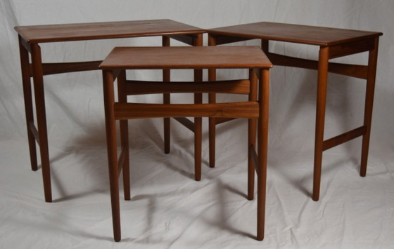 Tavolini a incastro in teak Mid Century Hans Wegener per A. Tuck, Legno, Marrone (foto 3 di 20)