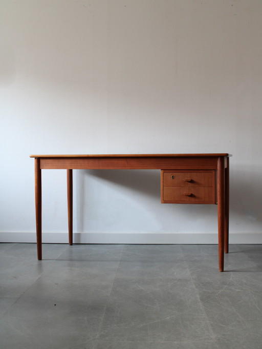 Escritorio minimalista danés vintage de teca