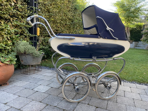 Retro-Kinderwagen