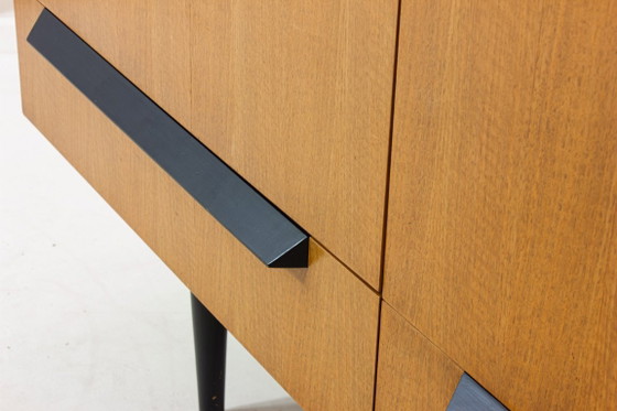 Image 1 of Credenza modernista belga in acero