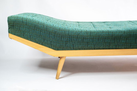 Image 1 of Pouf turchese