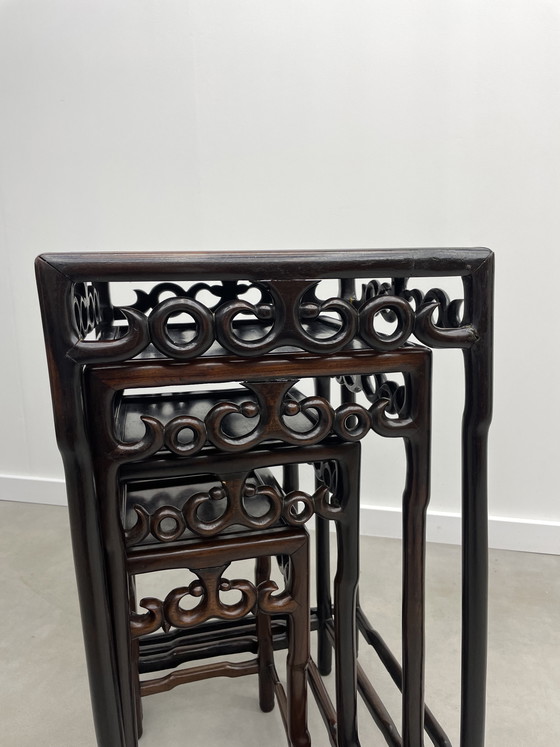 Image 1 of Chinese Huanghuali houten nest tafels circa 1900