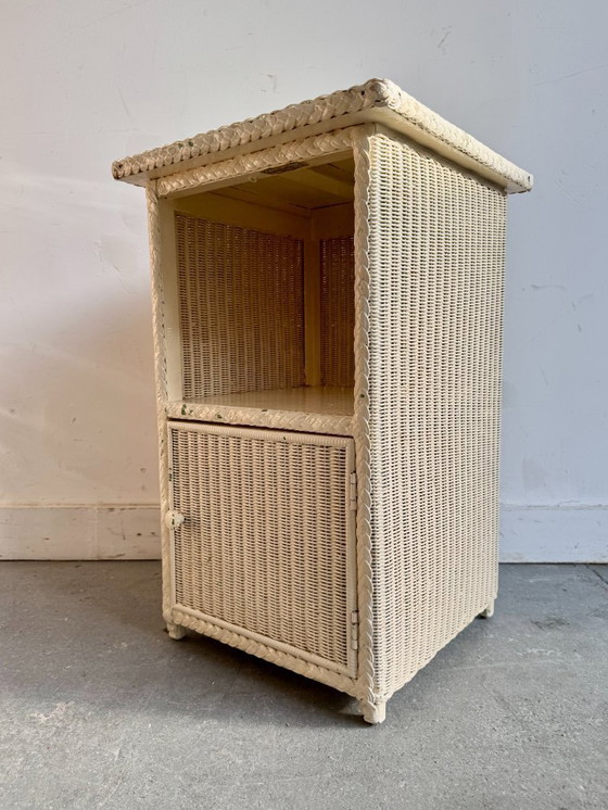 Image 1 of Comodino vintage di Lloyd Loom