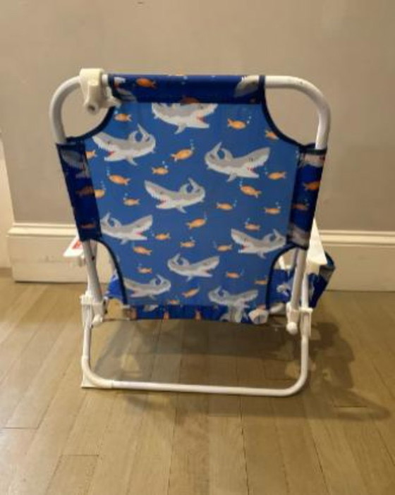 Image 1 of Kids folding chair - 1x Tommy Bahama shark chair