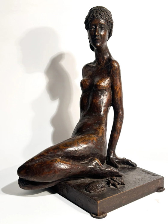 1920s Italian Bronze Sculpture of a Lady (photo 6 of 11)