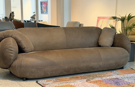 Image 1 of Leolux Pulla 3,5-Sitzer-Sofa NEU