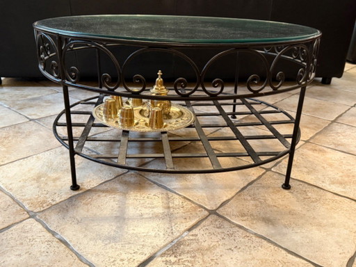 Tavolino da caffè in stile orientale con poltrone