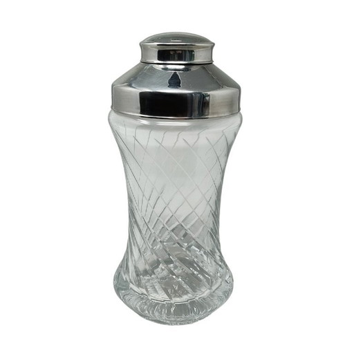 https://madinteriorart.com/collections/tableware/products/1950s-gorgeous-cut-crystal-cocktail-shaker-made-in-italy-copia