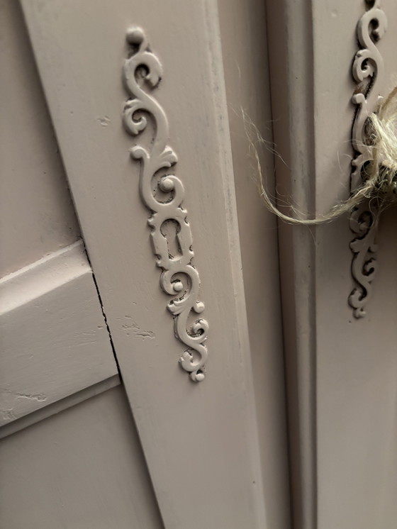 Image 1 of Brocante kledingkast