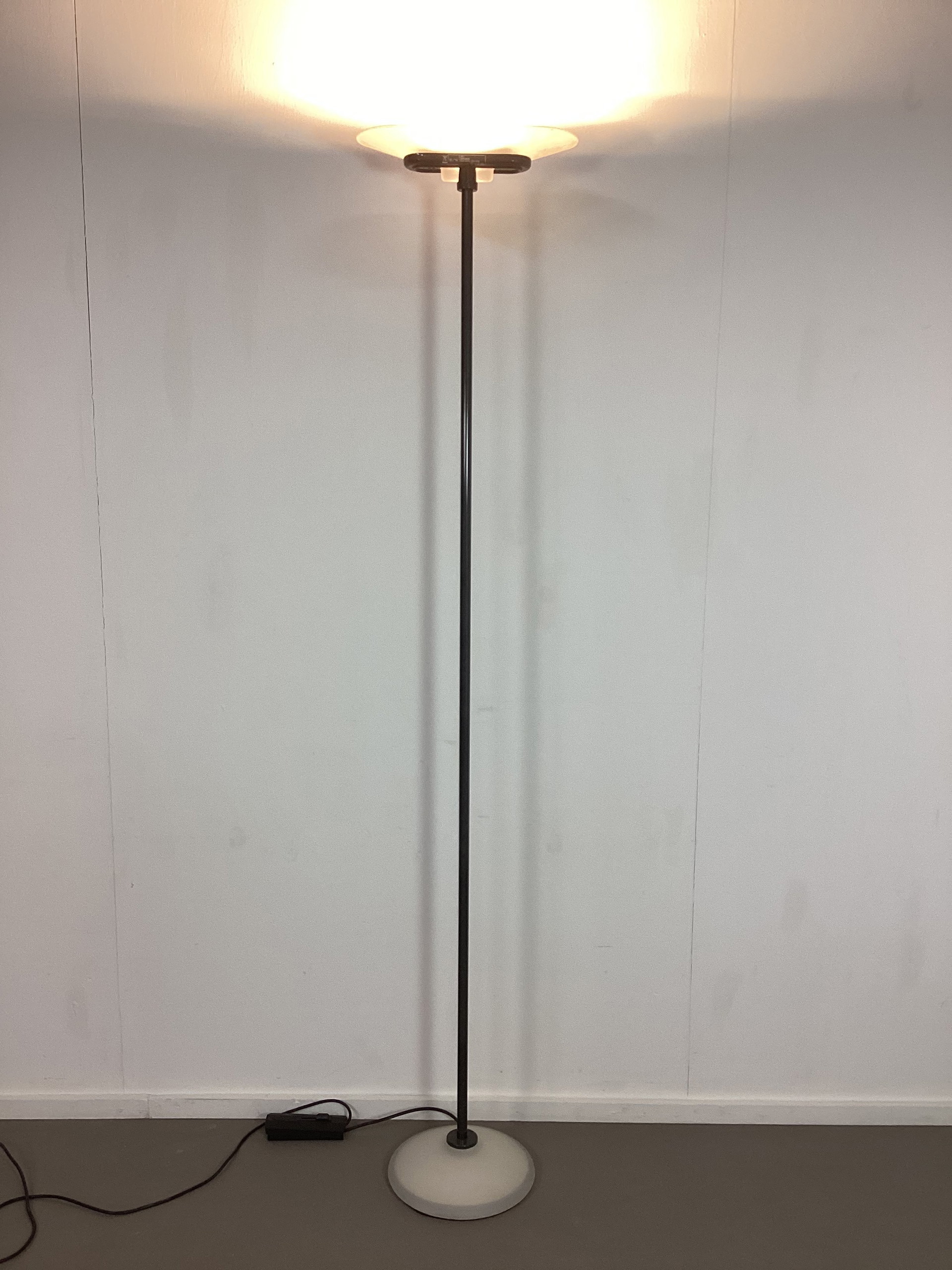 Arteluce Lighting | Whoppah Arteluce Lighting | Whoppah