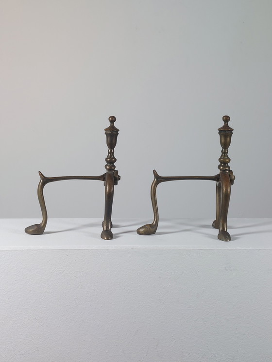 Image 1 of Paire de tréteaux de cheminée zoomorphes vintage en laiton