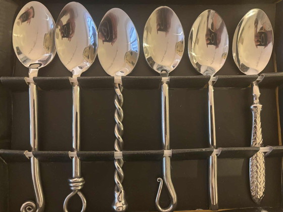 Image 1 of Vintage roestvrijstalen soeplepels: Set van 6 verschillende dinerlepels